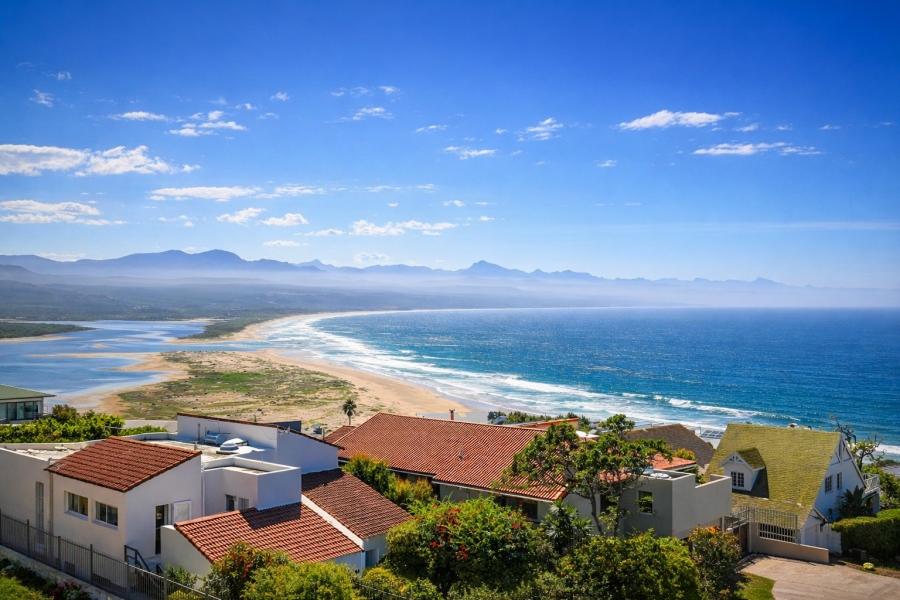 1 Bedroom Property for Sale in Plettenberg Bay Central Western Cape